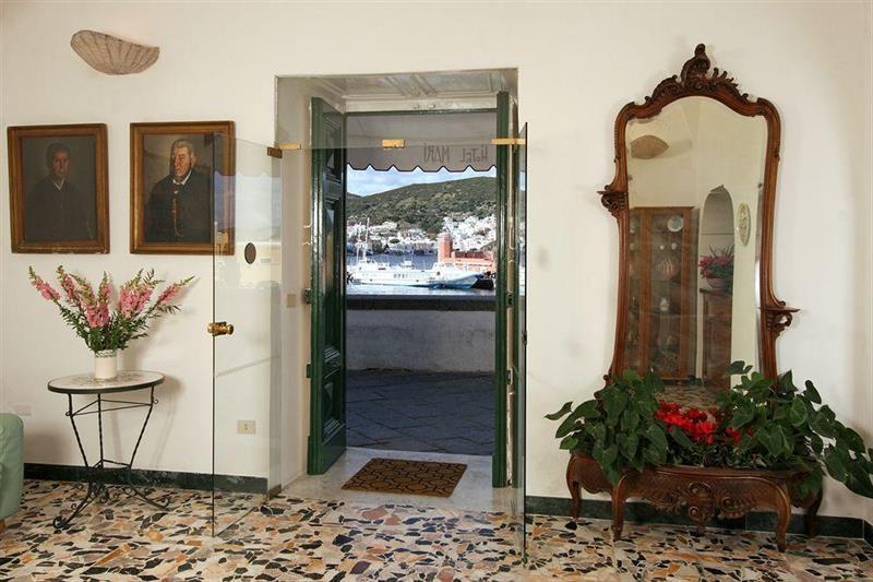 Locanda Mari Ponza Kültér fotó