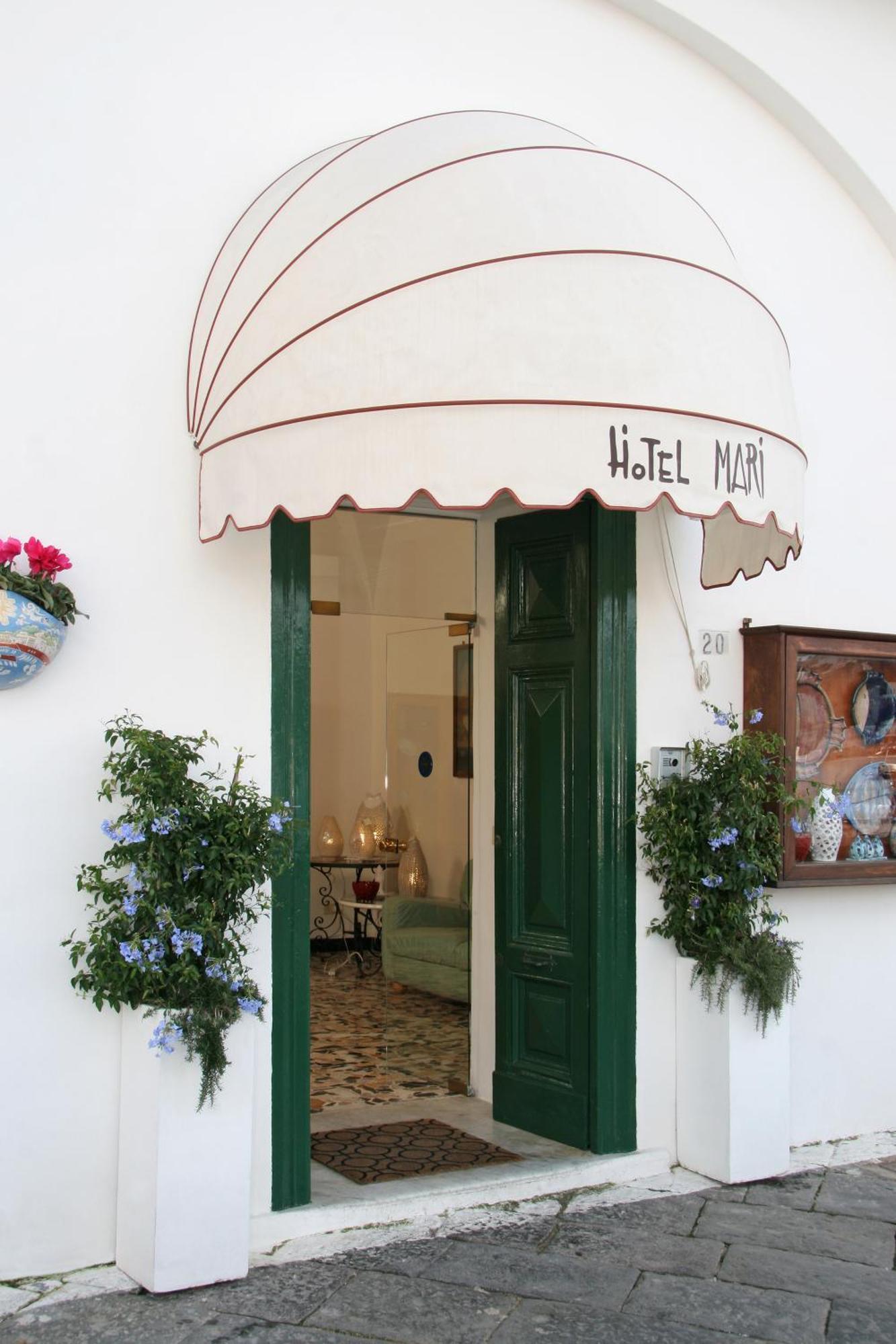 Locanda Mari Ponza Kültér fotó
